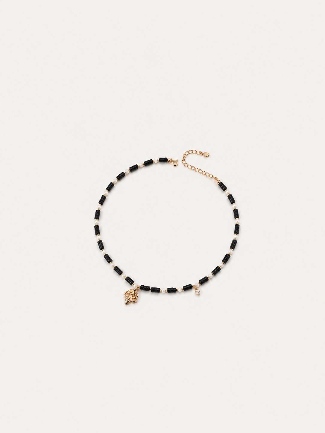 Noir Leaf Beaded Necklace