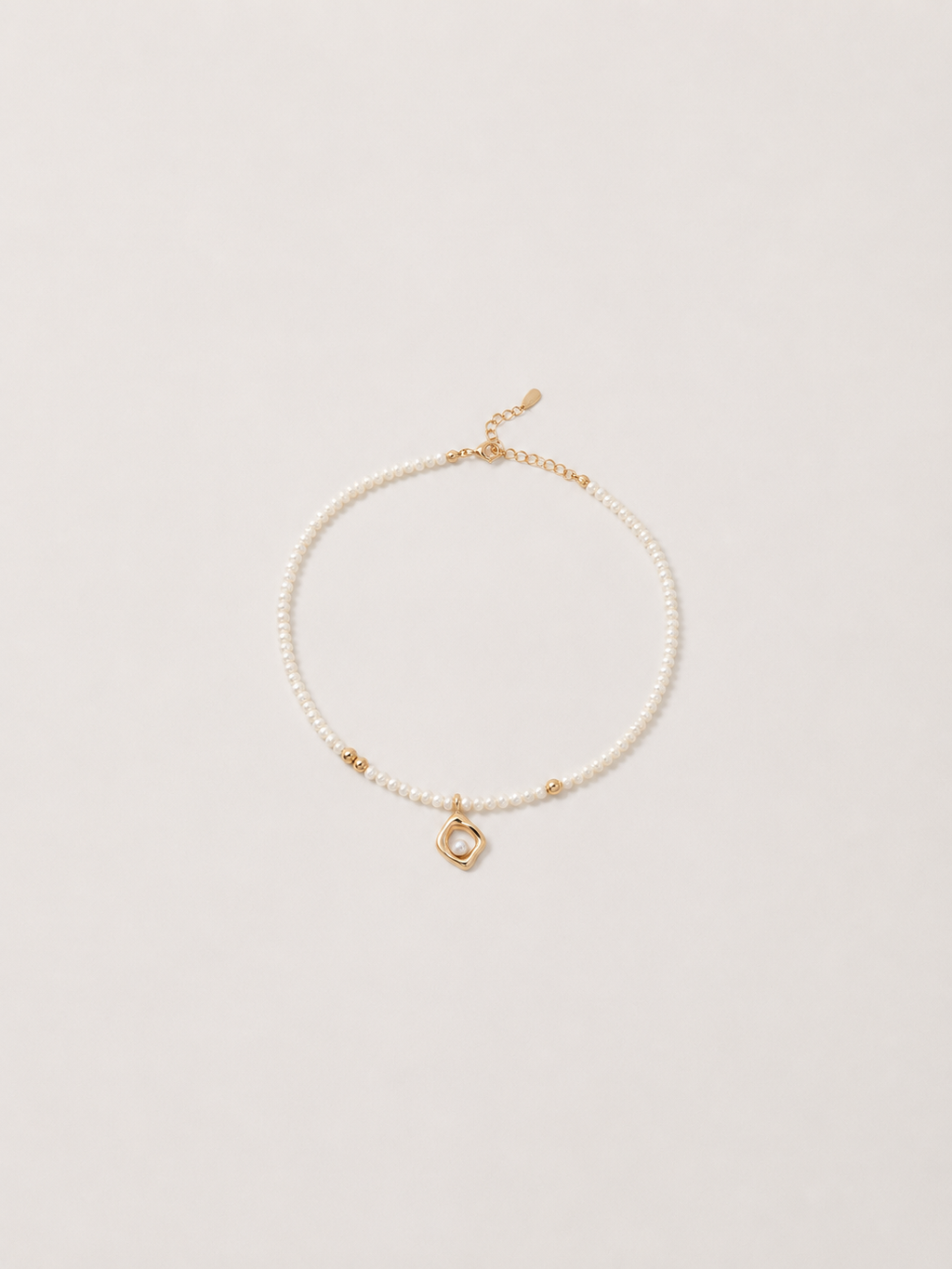 Nacre Halo Pearl Necklace