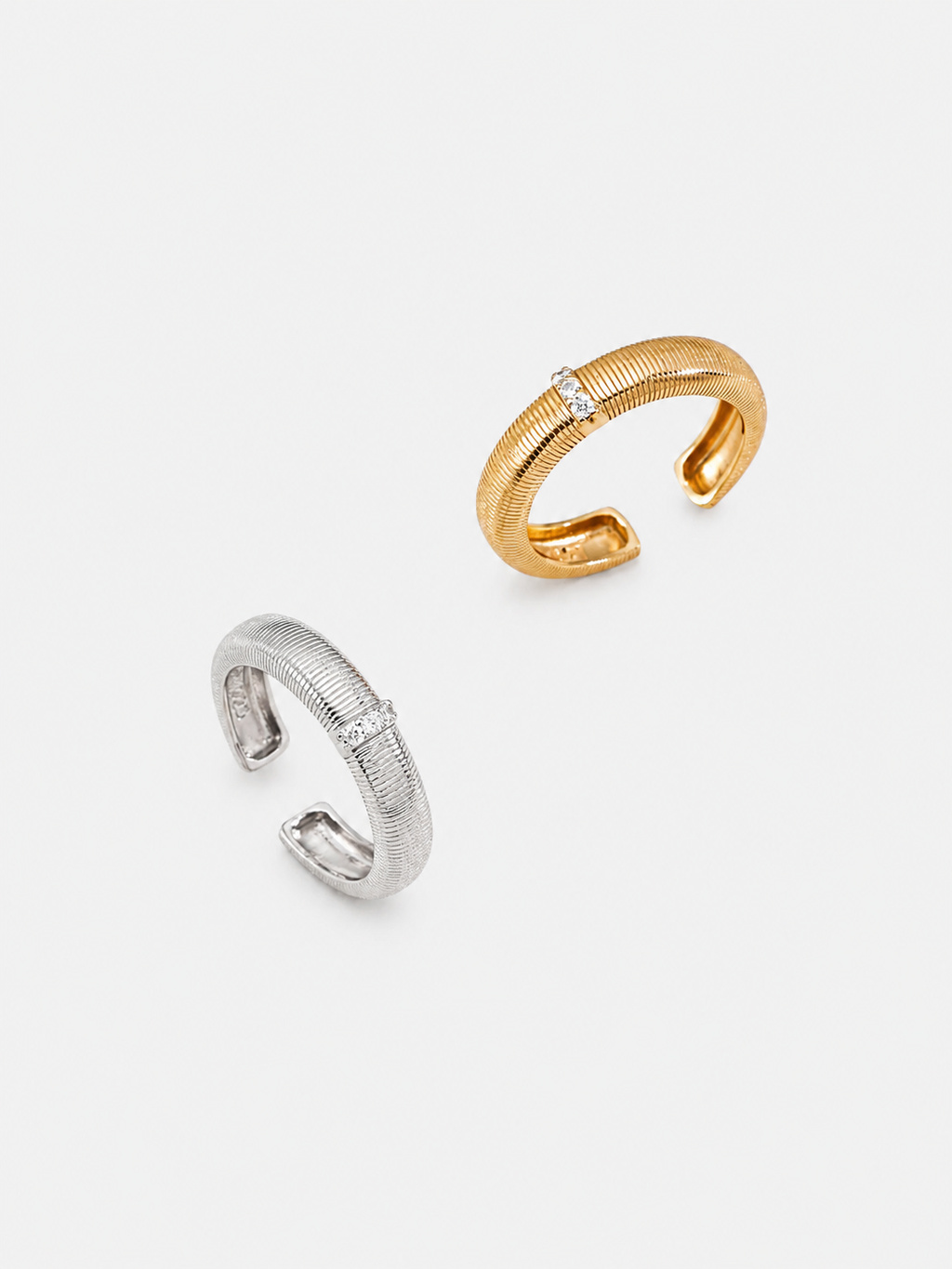 Lumi Ribbed Cuff Ring