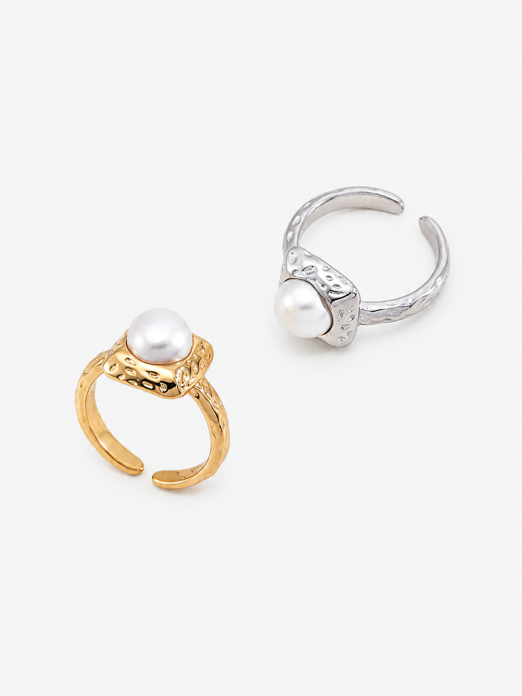 Elara Hammered Pearl Open Ring
