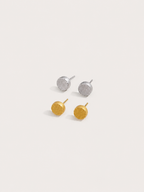 Linea Ribbed Stud Earrings