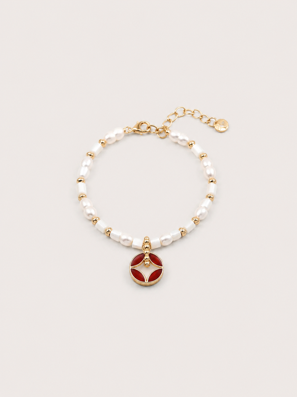 Scarlet Medallion Pearl Bracelet
