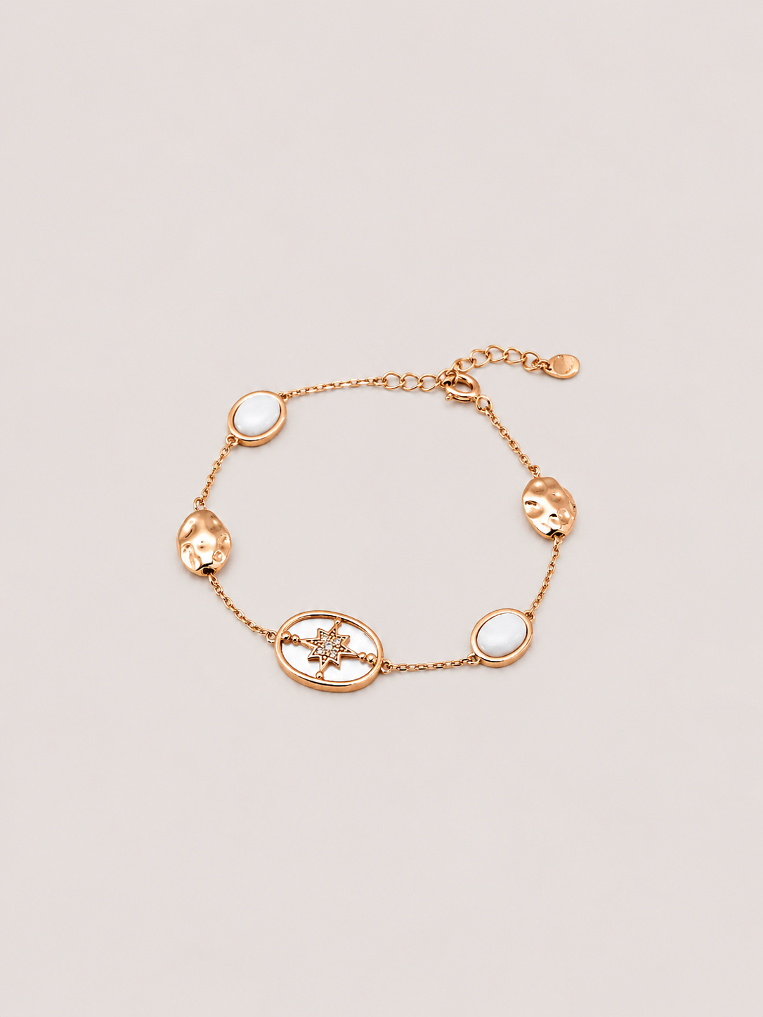 Celeste Nacre Star Bracelet Main image