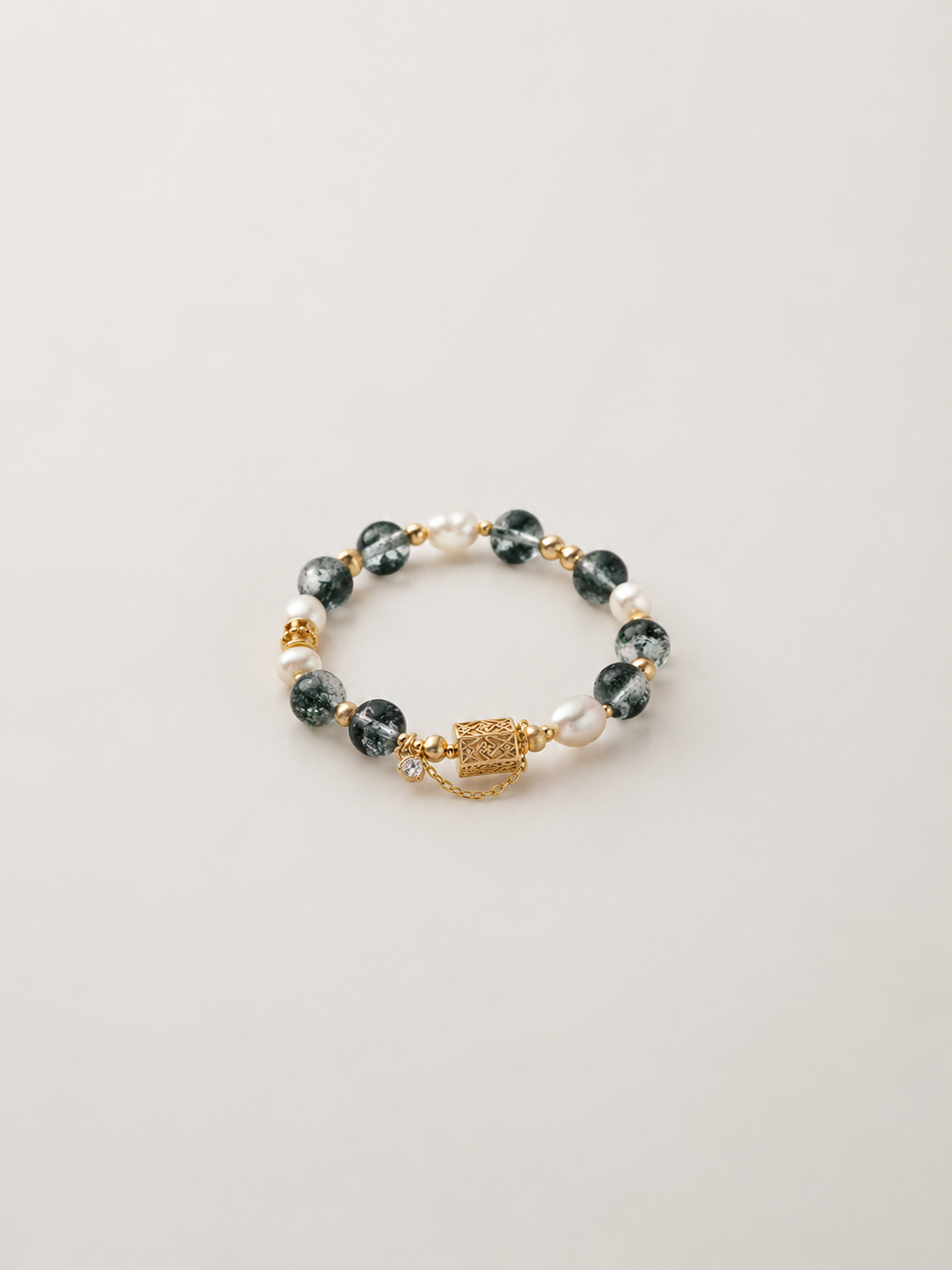 Moss Amulet Beaded Bracelet Main image