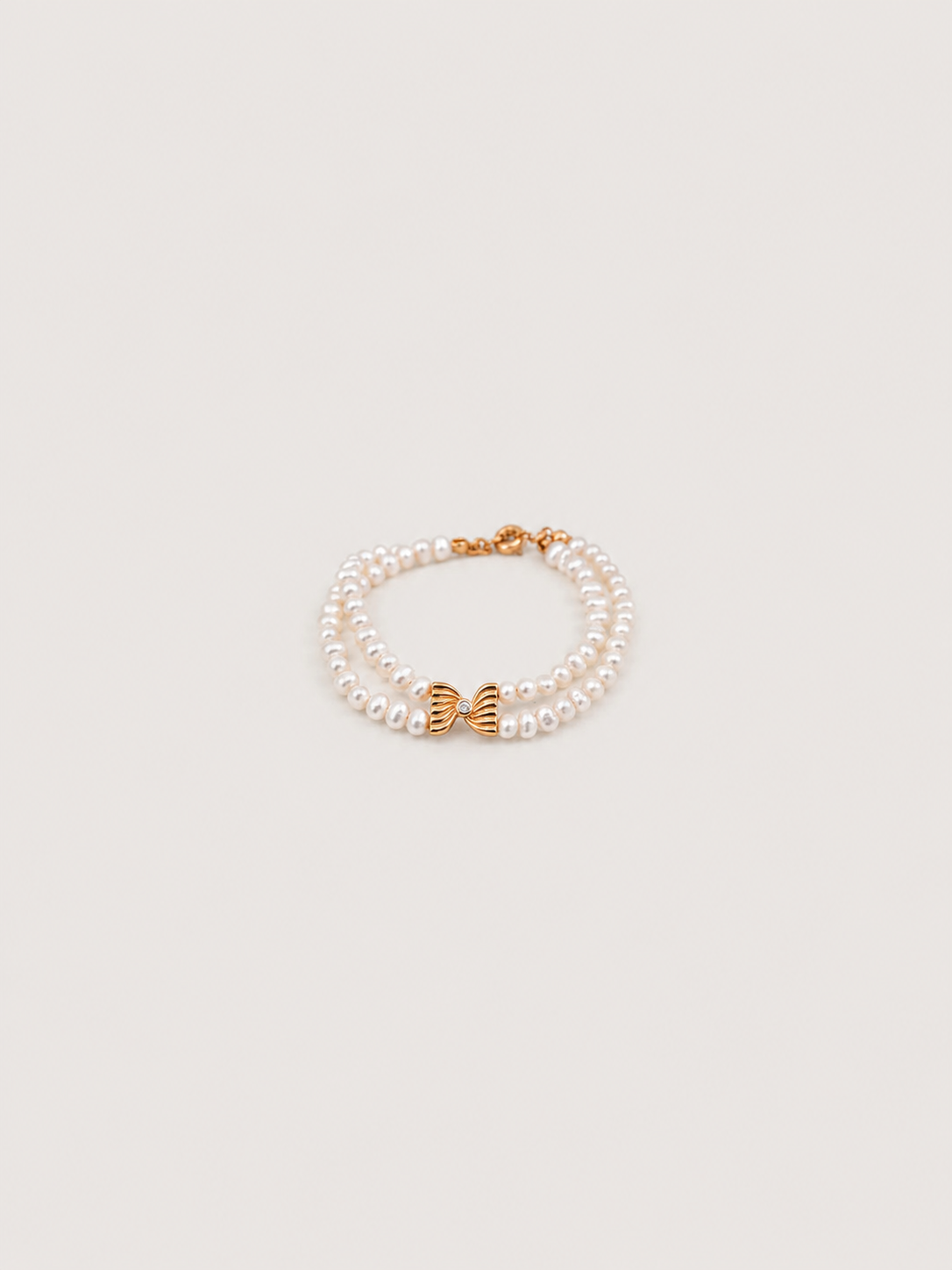 Nacre Bow Pearl Bracelet