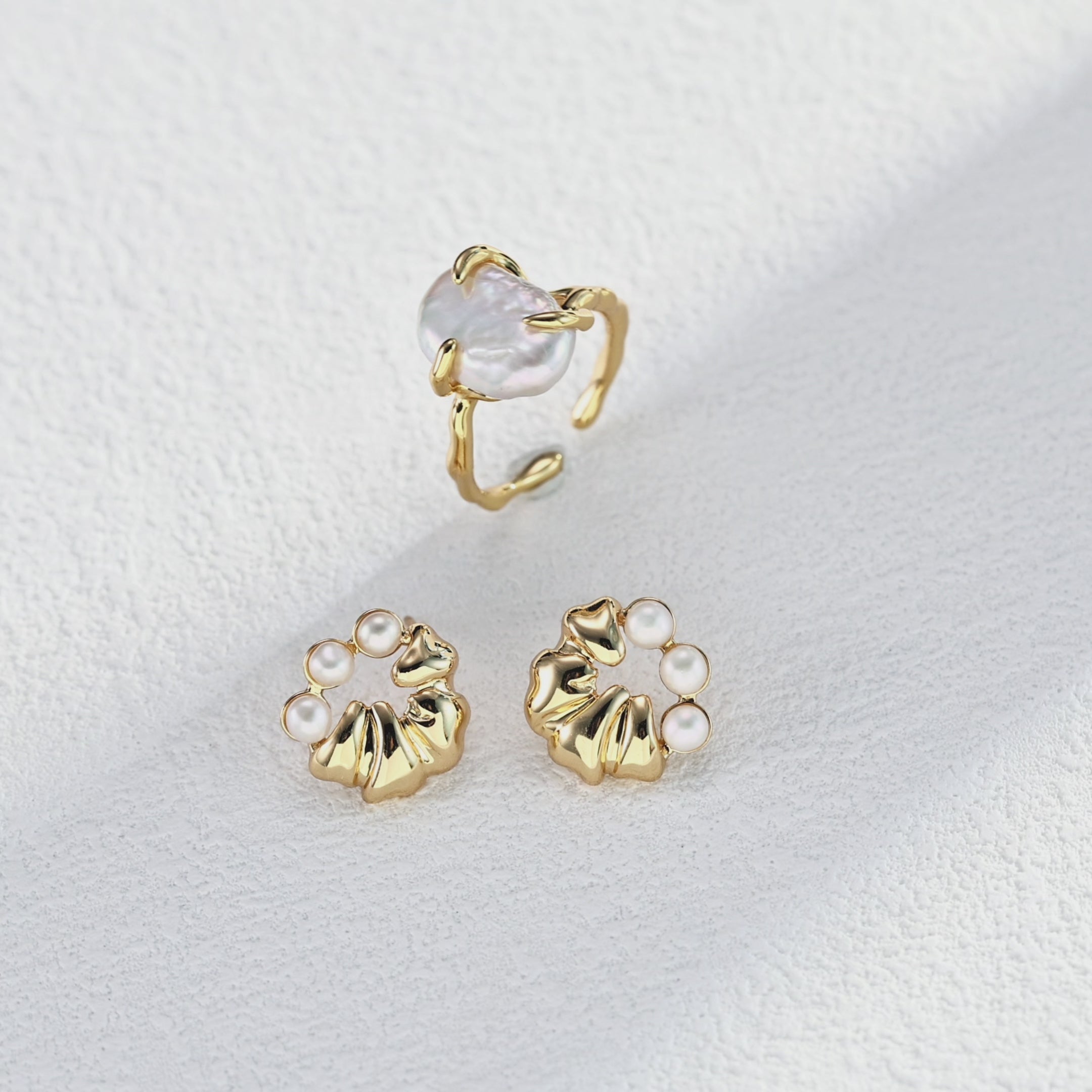 Baroque Pearl Vine Open Ring