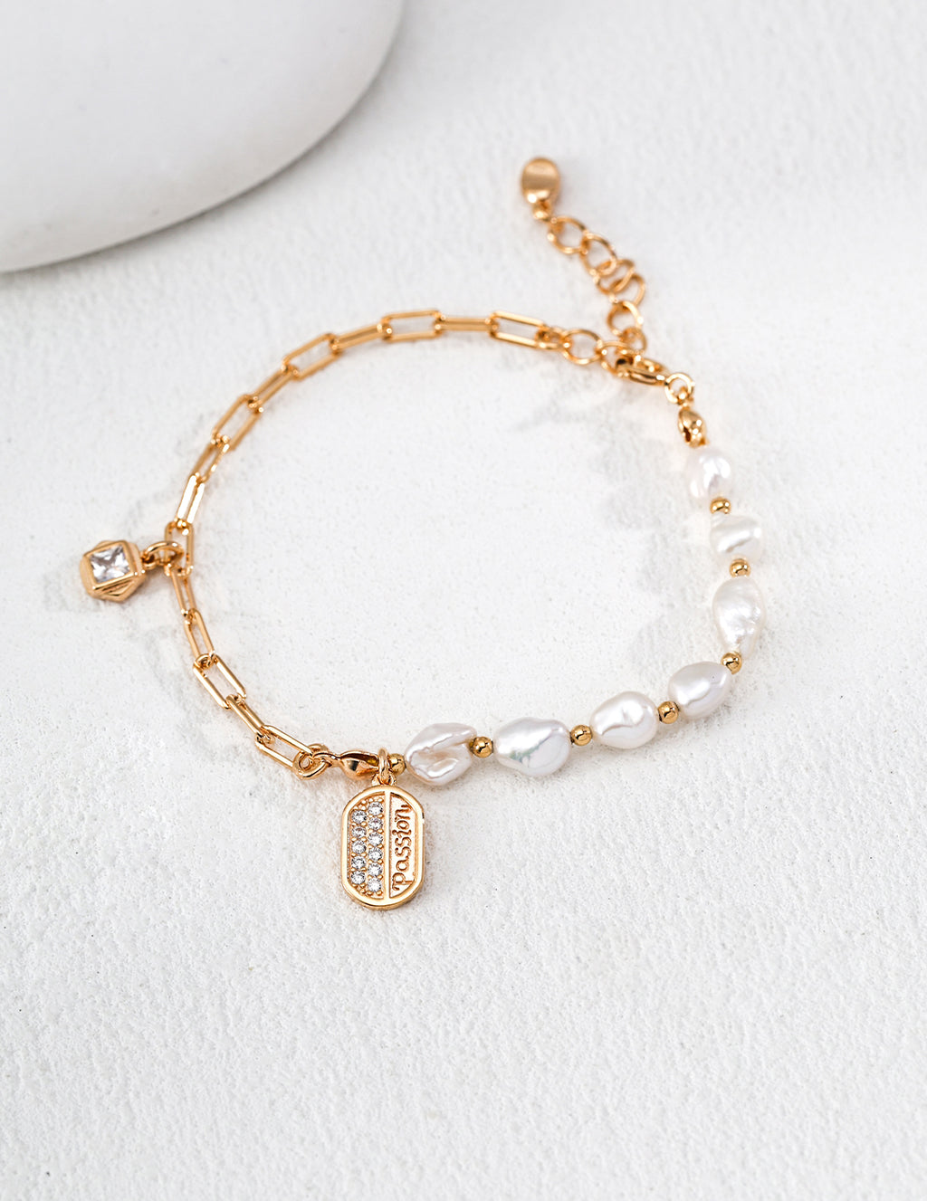 Passion Pearl Chain Bracelet