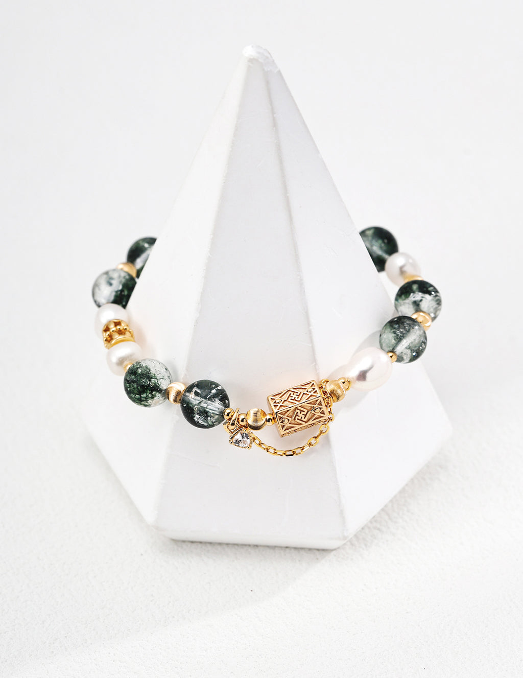 Moss Amulet Beaded Bracelet