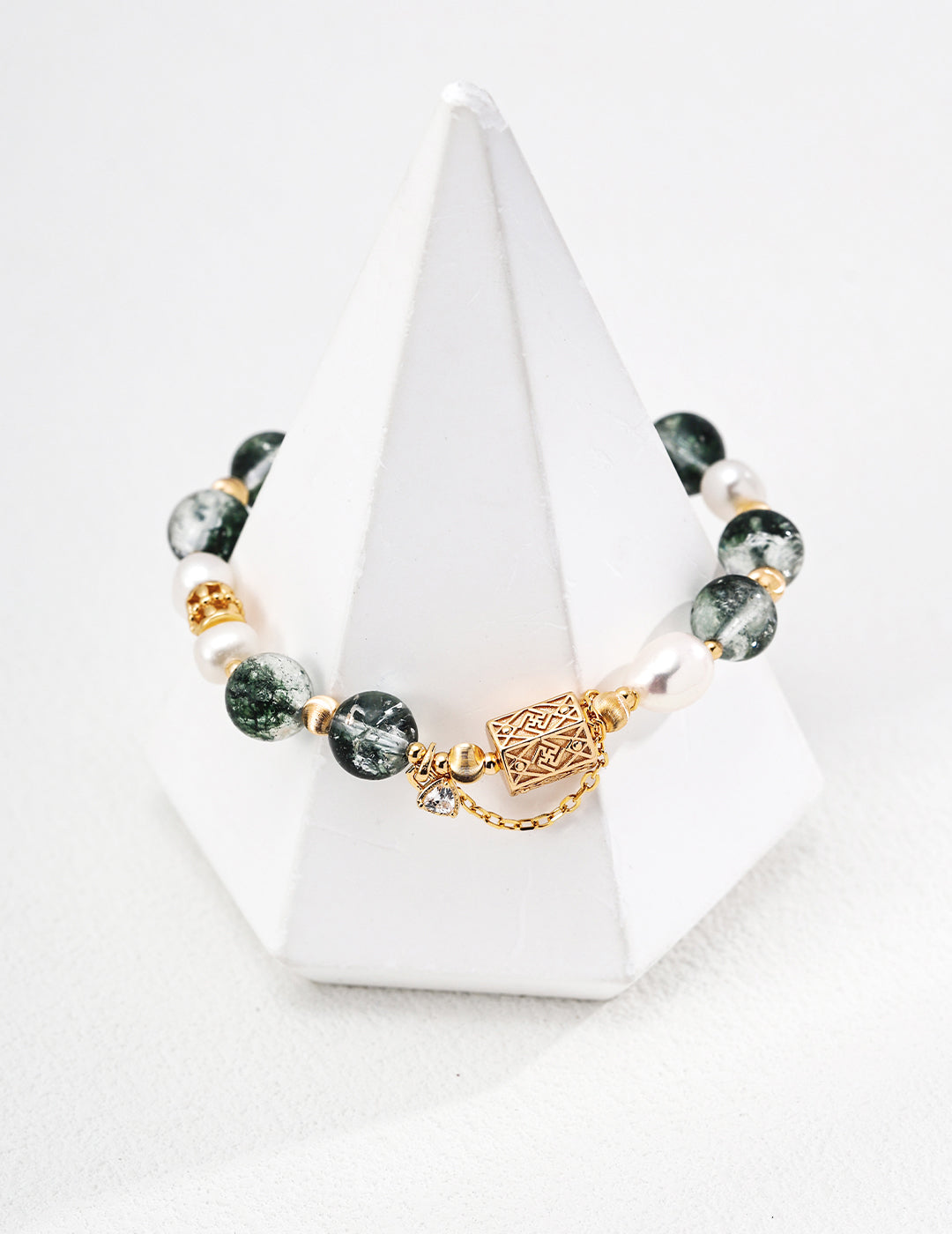 Moss Amulet Beaded Bracelet