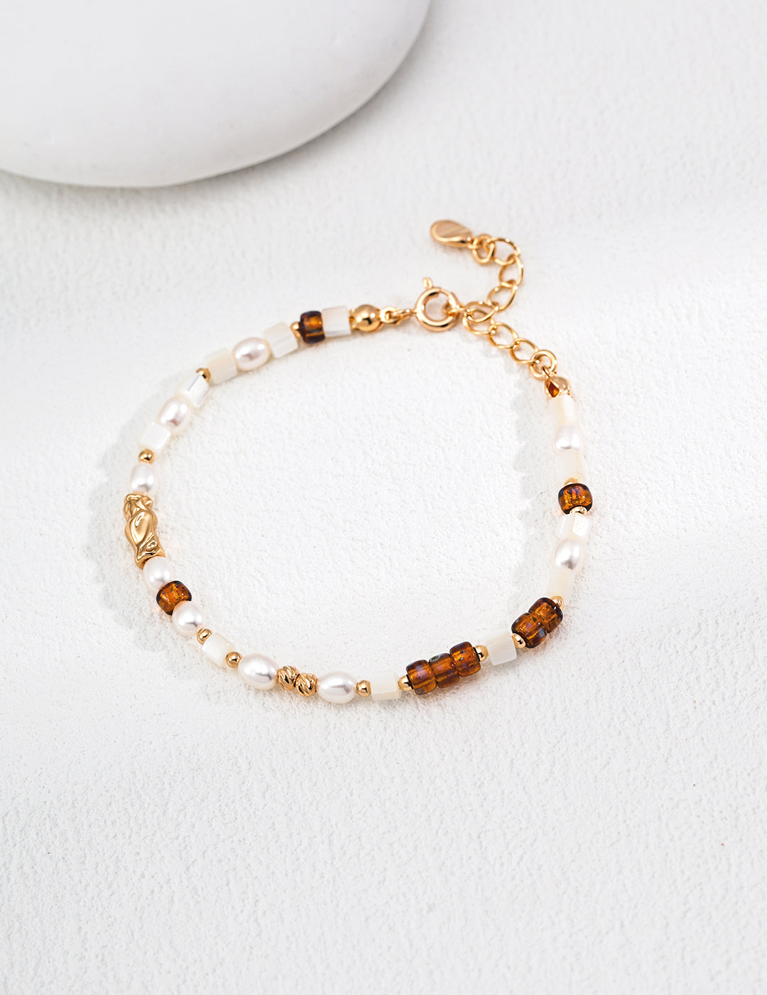 Ambra Nacre Beaded Bracelet Secondary image