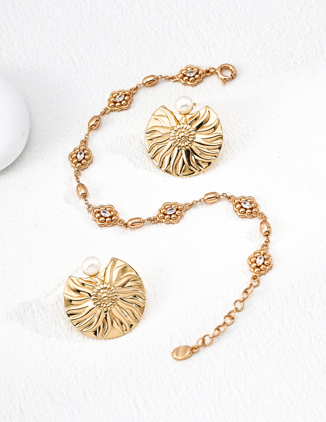 Fleur Crystal Chain Bracelet