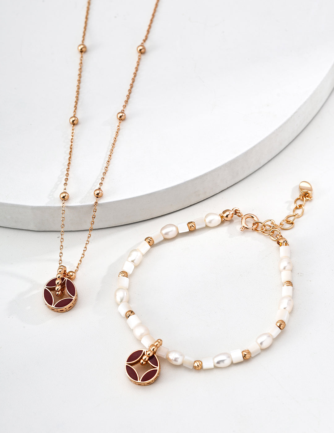 Scarlet Medallion Pearl Bracelet