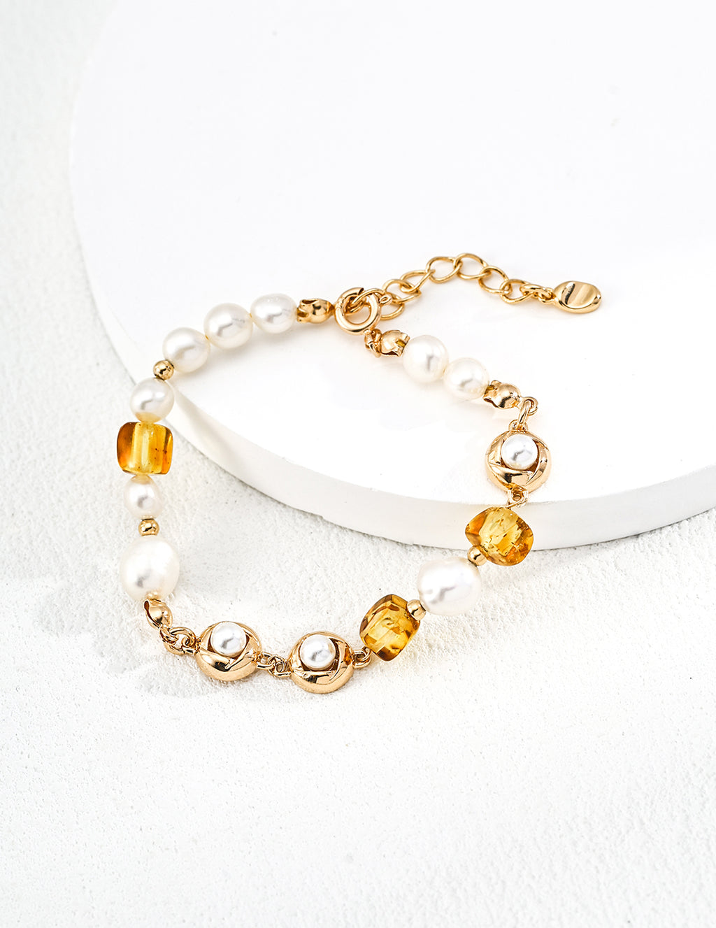 Miel Pearl Beaded Bracelet