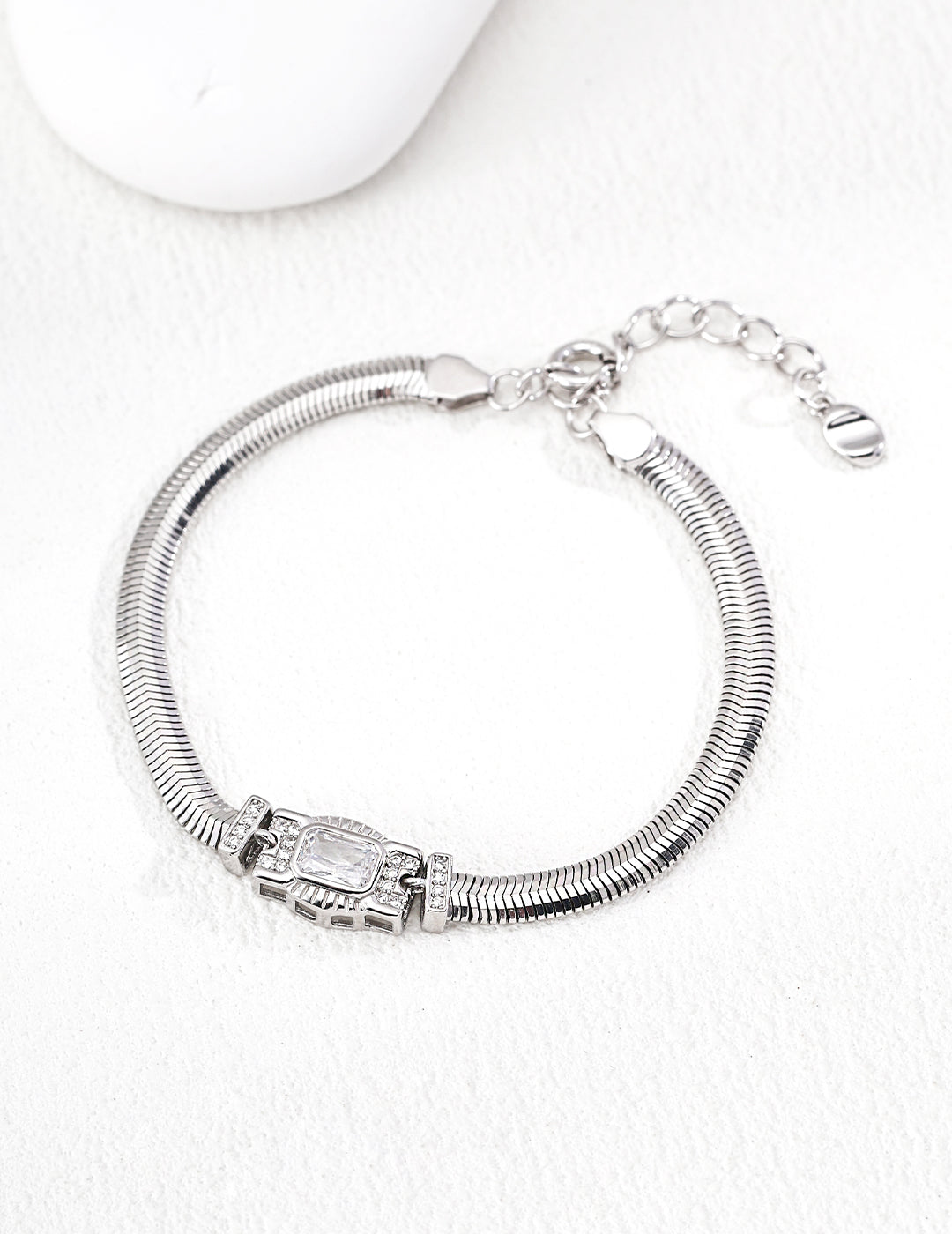 Linea Deco Chain Bracelet