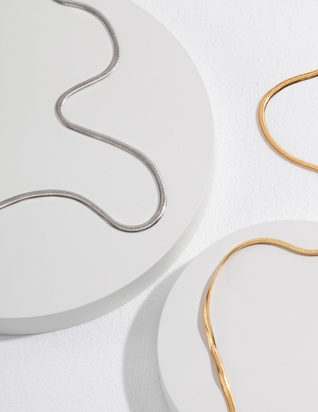 Aurelia Snake Chain Necklace
