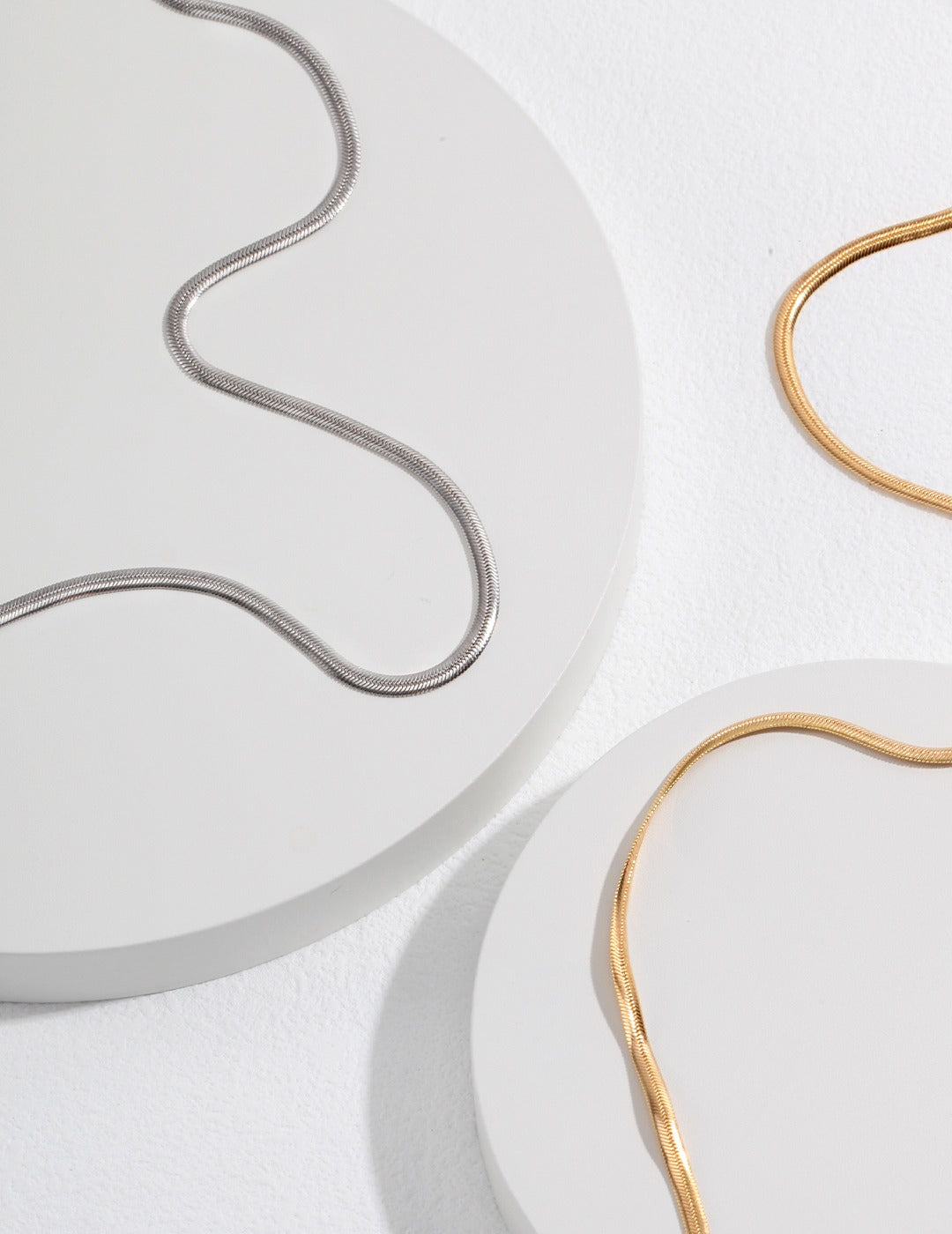 Aurelia Snake Chain Necklace
