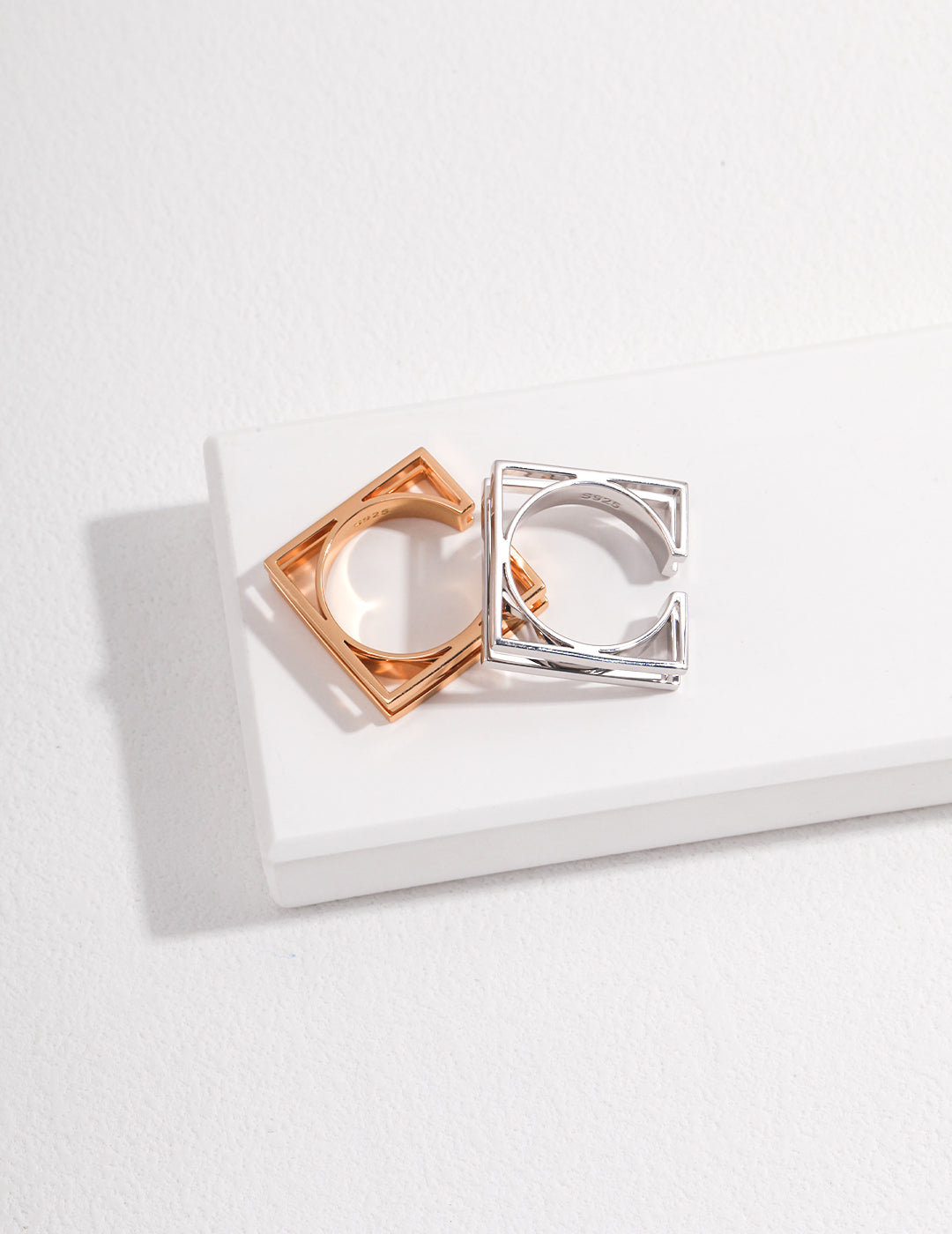 Lumi Frame Open Ring