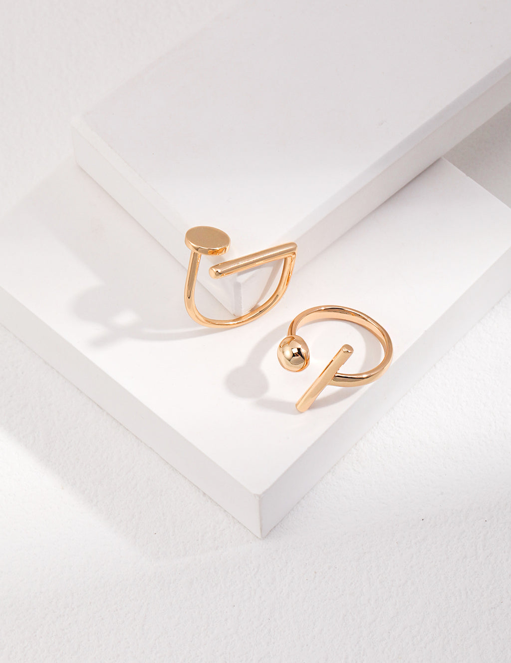 Lina Sphere Ring