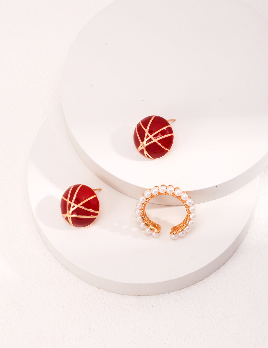 Scarlet Line Stud Earrings
