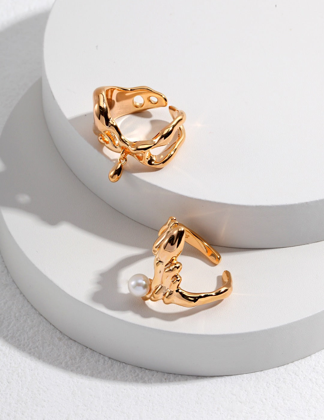 Mira Droplet Ring