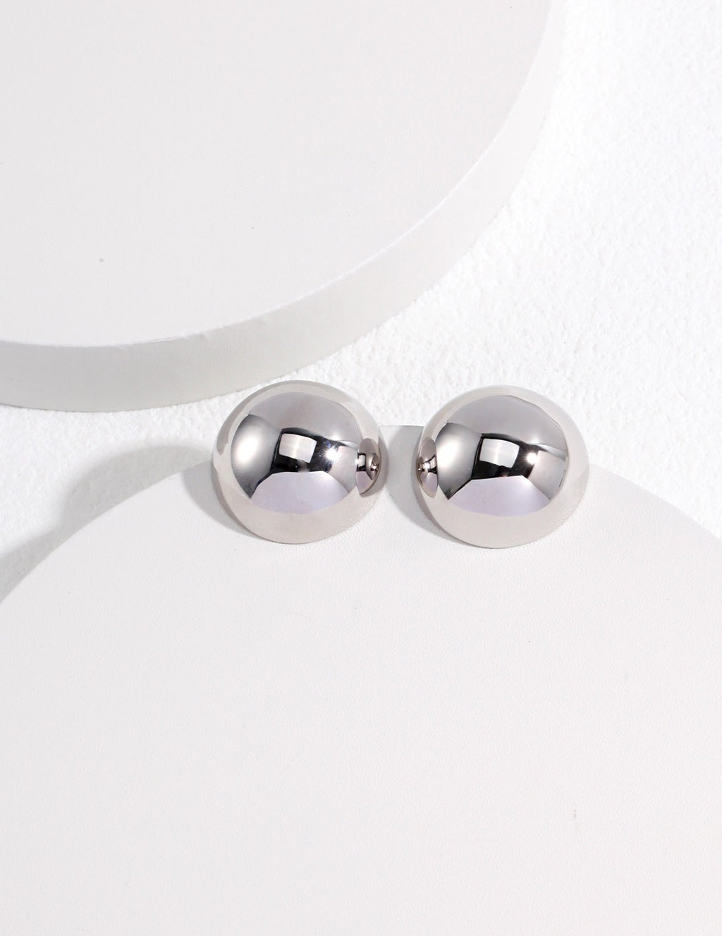 Dôme Ball Stud Earrings