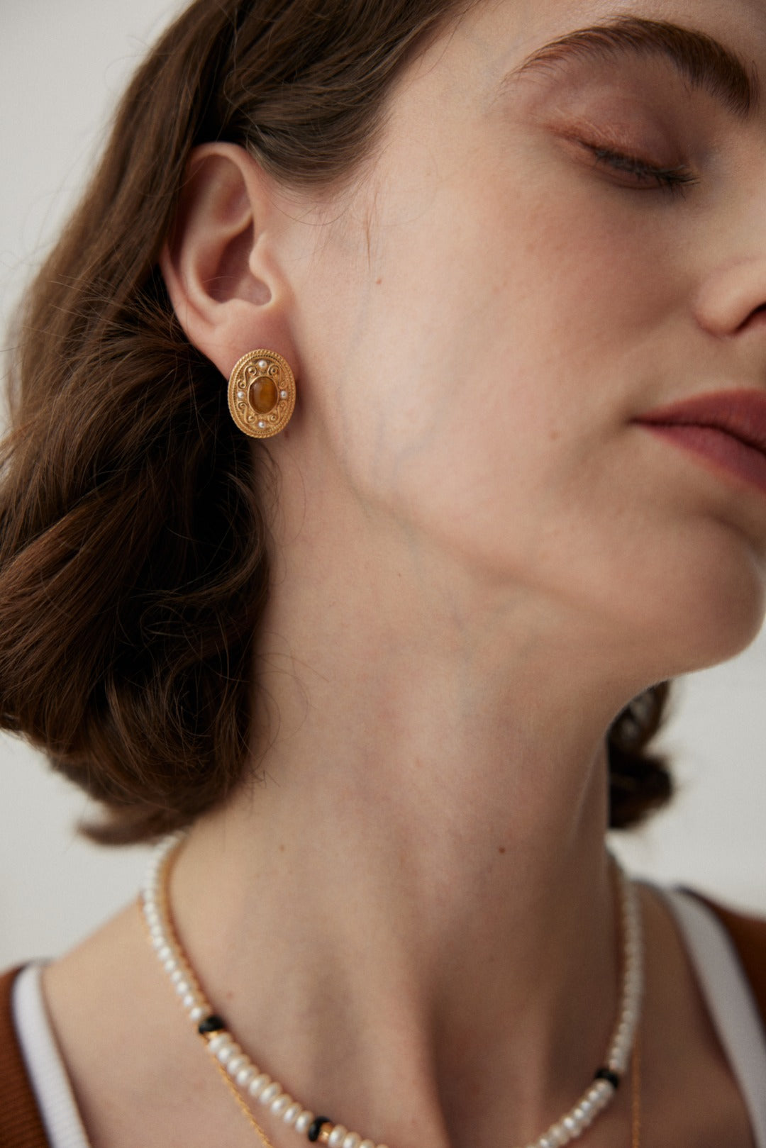 Sienna Pearl Stud Earrings