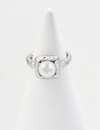 Elara Hammered Pearl Open Ring
