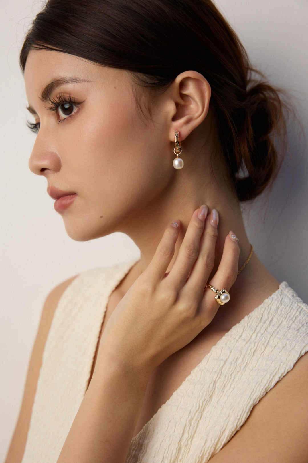 Elara Hammered Pearl Open Ring