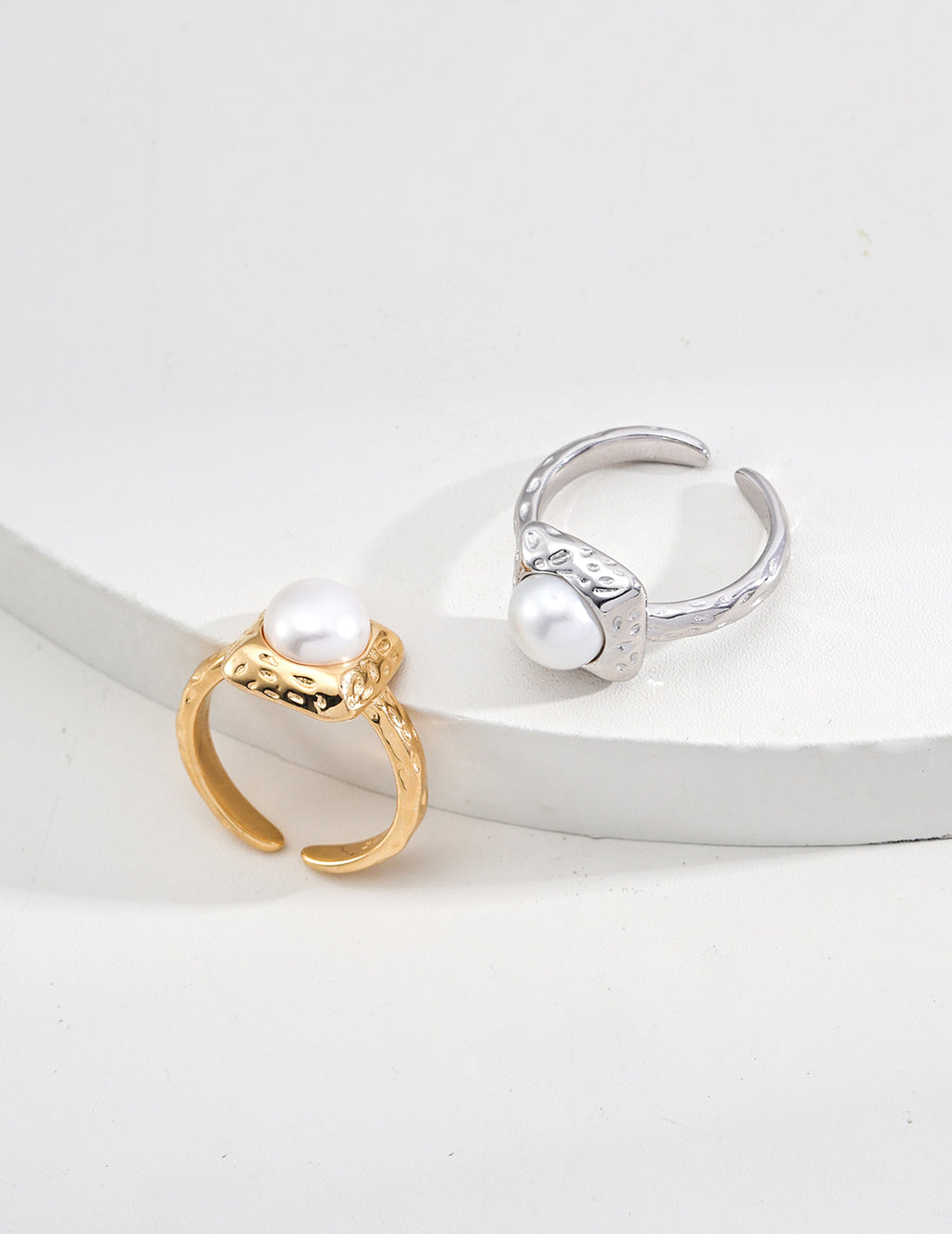 Elara Hammered Pearl Open Ring