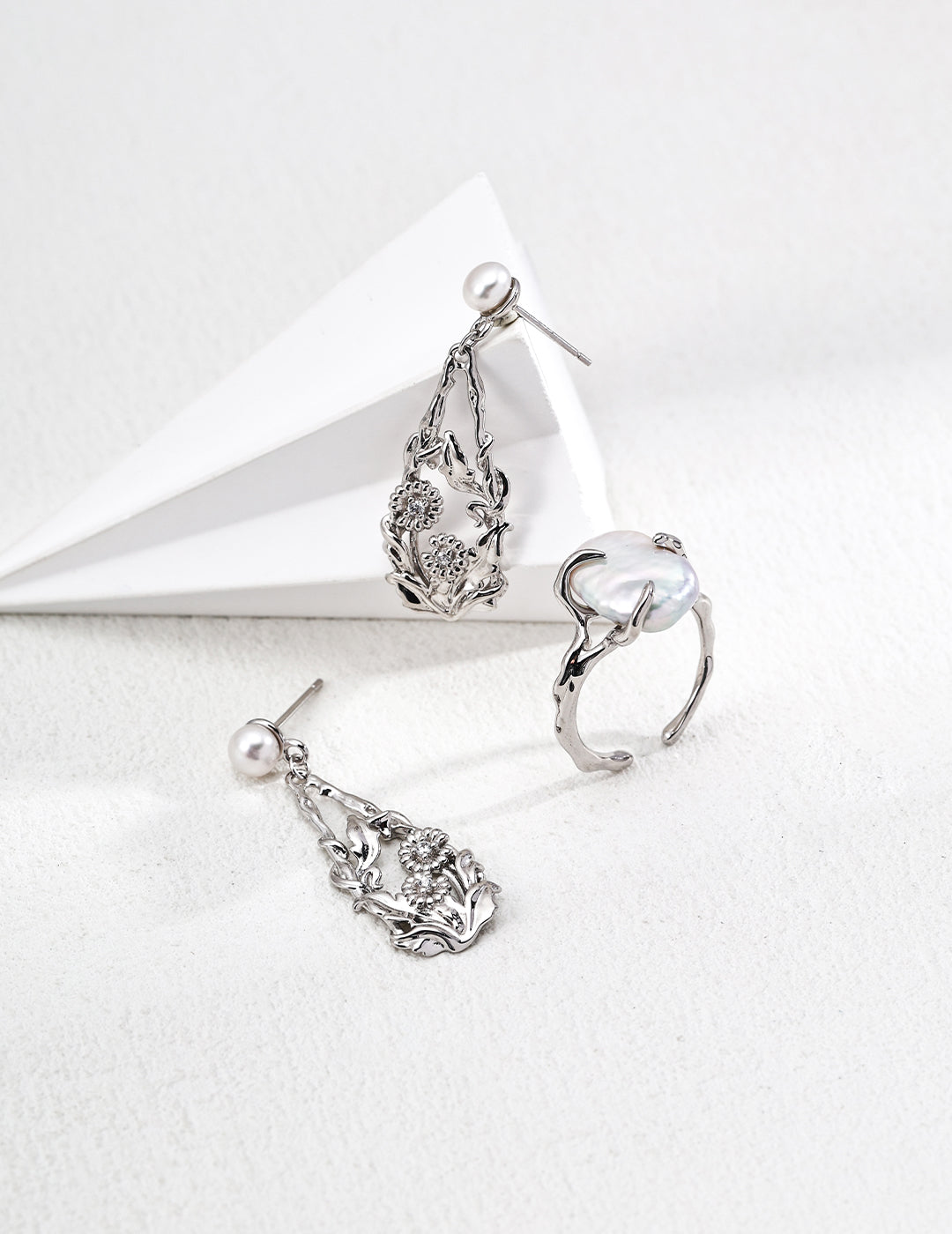 Baroque Pearl Vine Open Ring