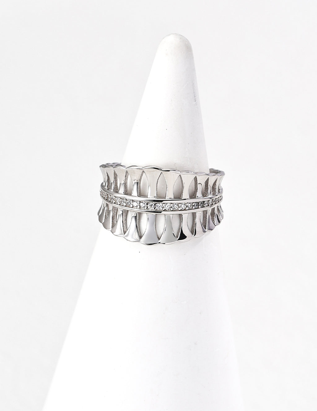 Fleur Pavé Cuff Ring