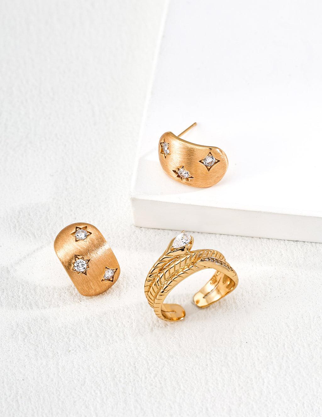 Astra Feather Open Ring