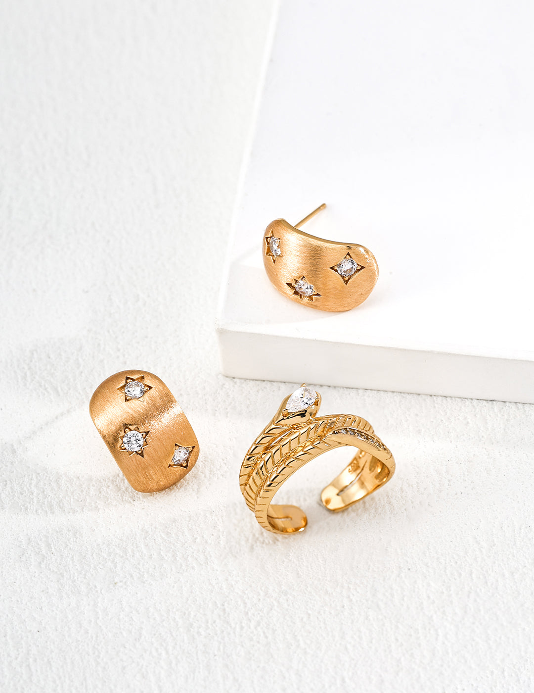 Astra Feather Open Ring
