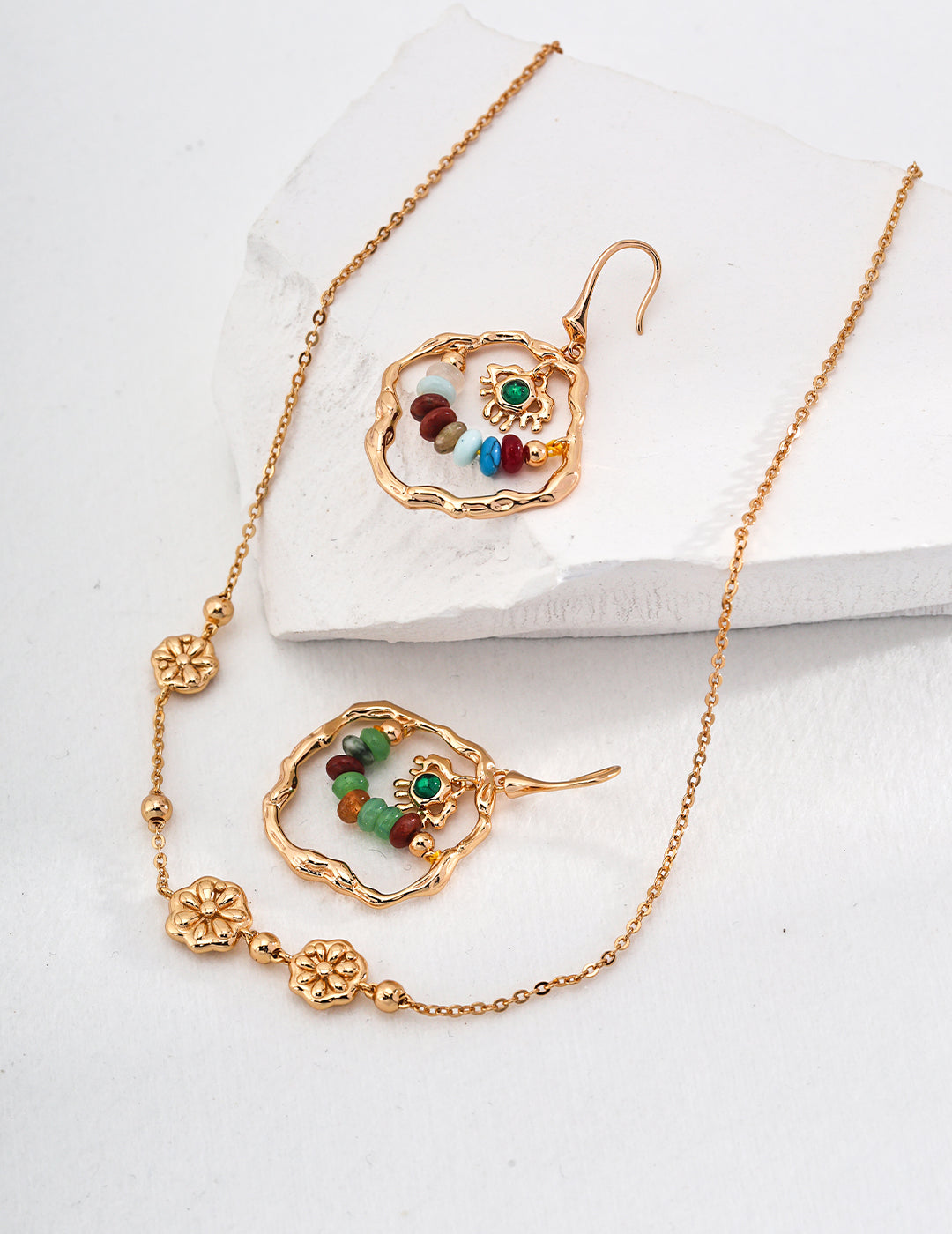 Flora Station Necklace