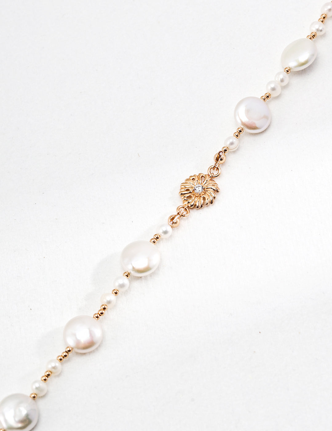 Sol Pearl Necklace