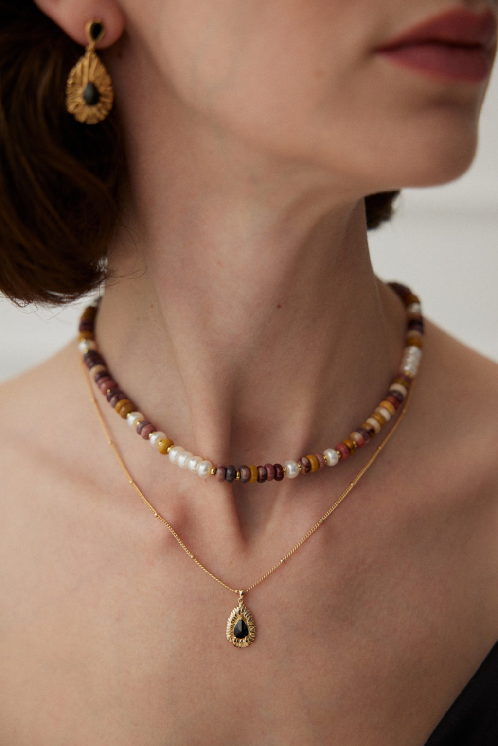Noir Sunburst Necklace