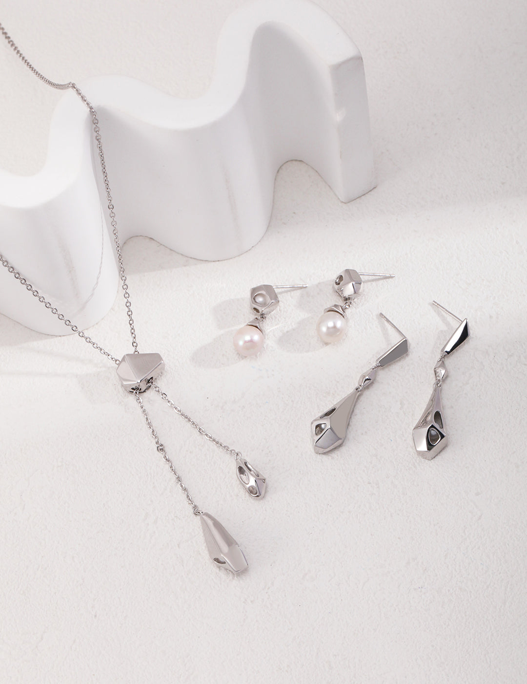 Geometric Drop Necklace