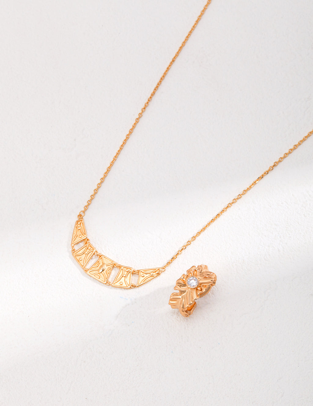 Etched Arc Necklace