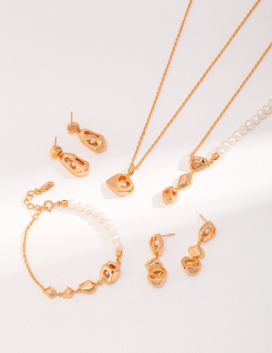 Pearl Mosaic Necklace