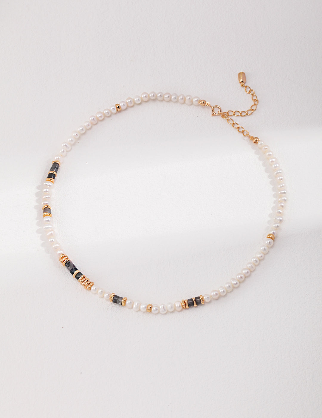 Noir Pearl Collar Necklace
