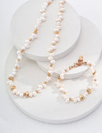 Lumi Baroque Pearl Necklace