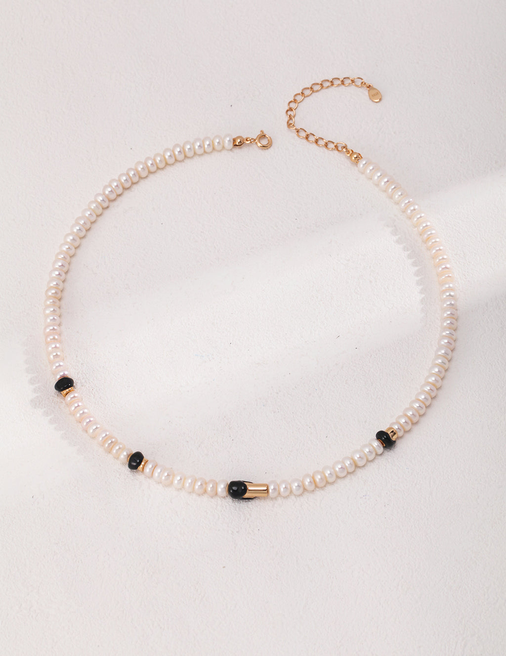 Noir Pearl Beaded Necklace
