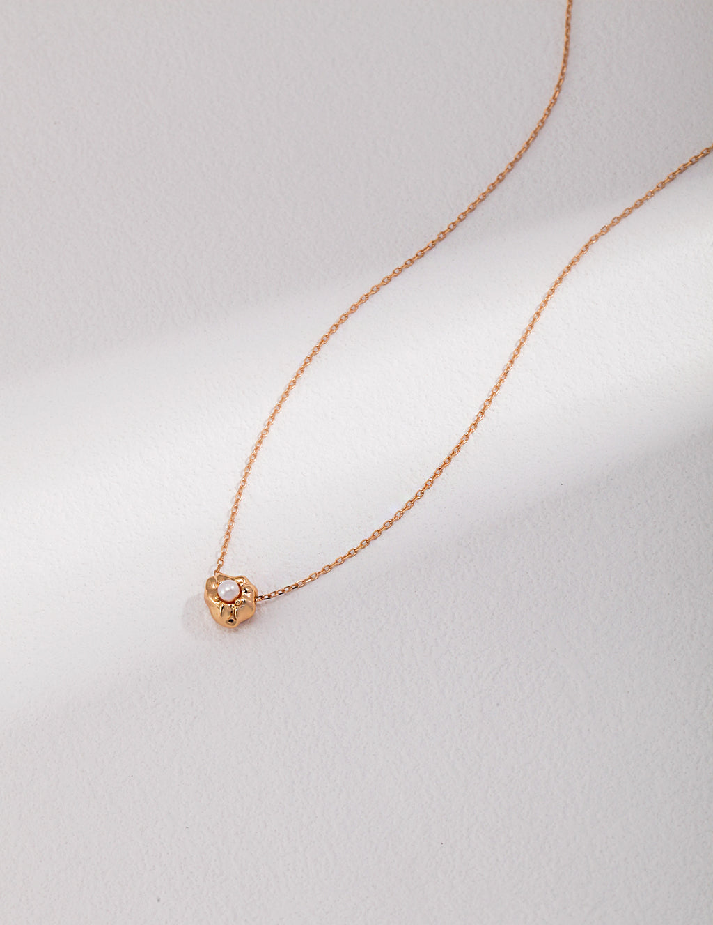 Petal Pearl Pendant Necklace