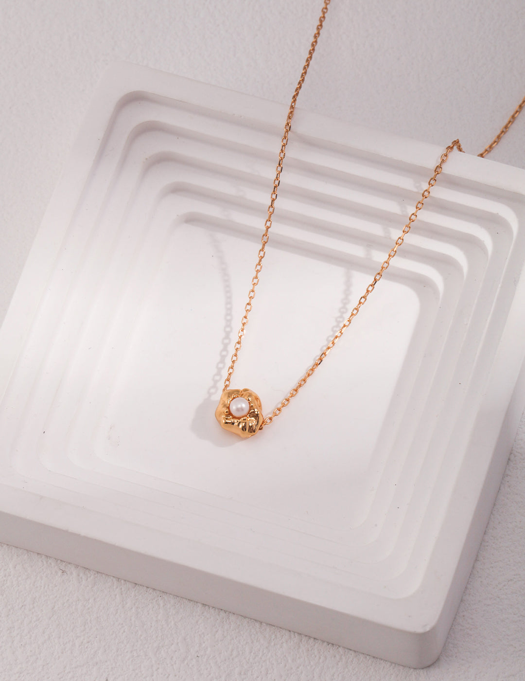 Petal Pearl Pendant Necklace