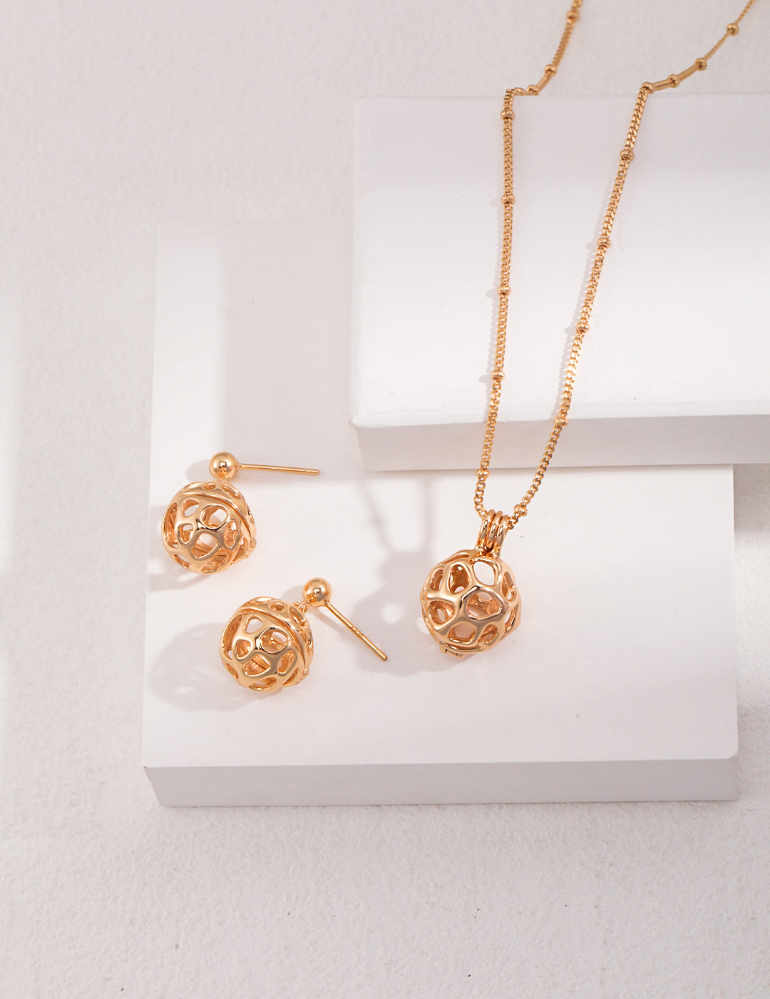 Sculpted Sphere Pendant Necklace