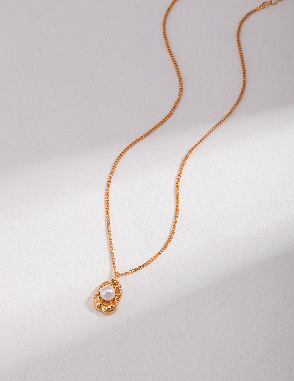 Baroque Pearl Molten Necklace