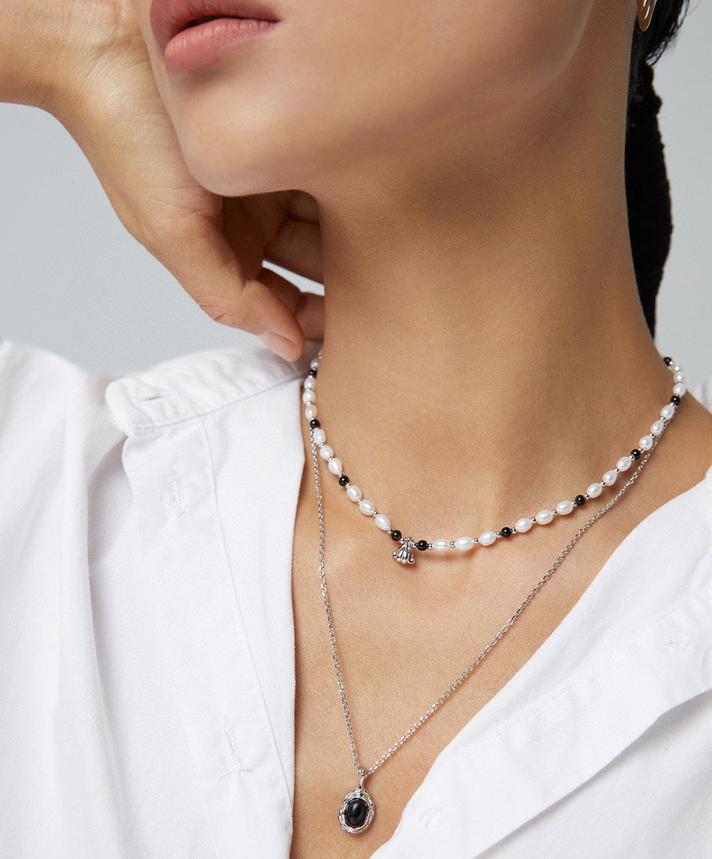 Noir Marina Pearl Necklace SILVER SET