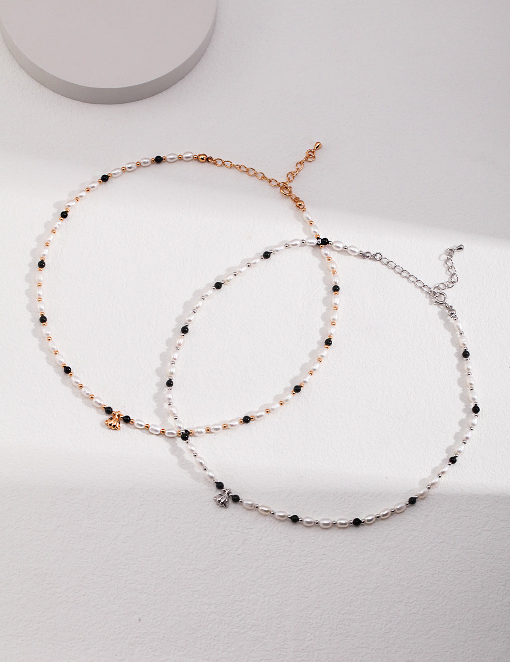 Noir Marina Pearl Necklace GOLD AND SILVER