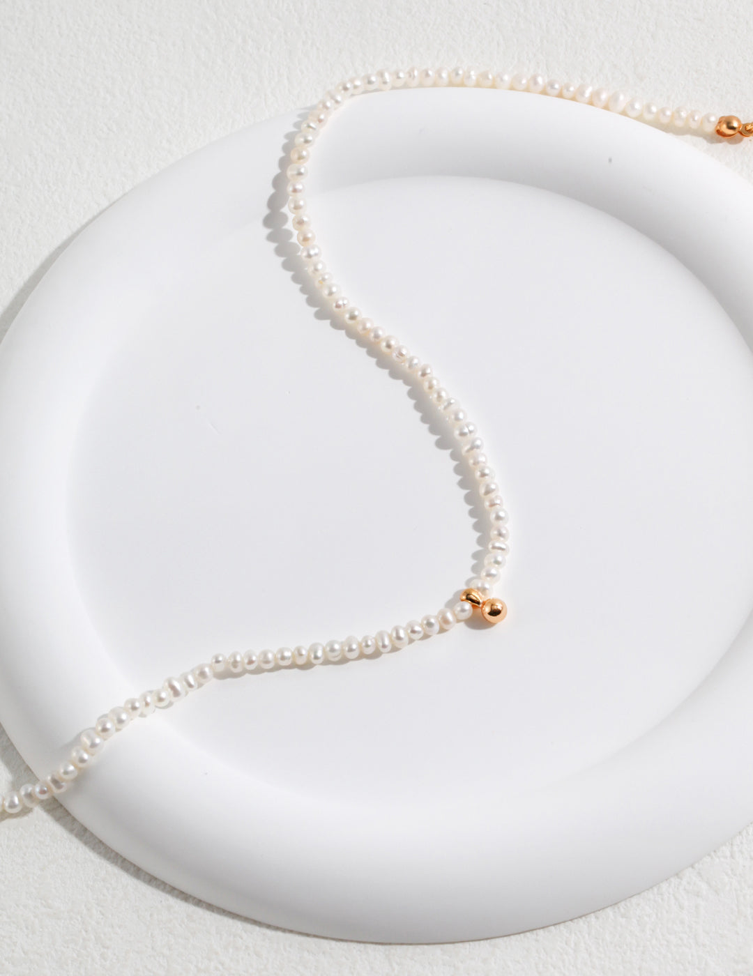 Nacre Droplet Pearl Necklace VIEW