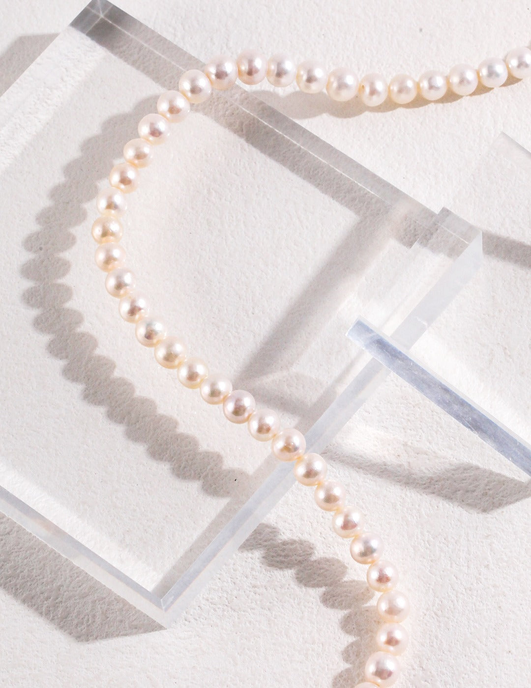 Nacre Double Pearl Necklace VIEW